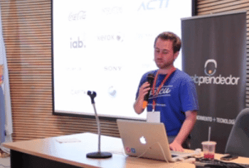 Conoce las experiencias de emprendedores Web en videos ejemplificadores