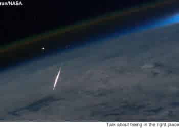 Así se ve un meteorito desde el espacio entrando a la Tierra