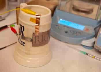 Cientí­ficos estadounidenses crean baterí­a en spray