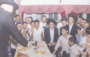 Un rabino israelí dice que el iPhone es un arma de guerra