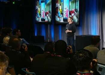 Facebook Home estará disponible el 12 de abril en Google Play