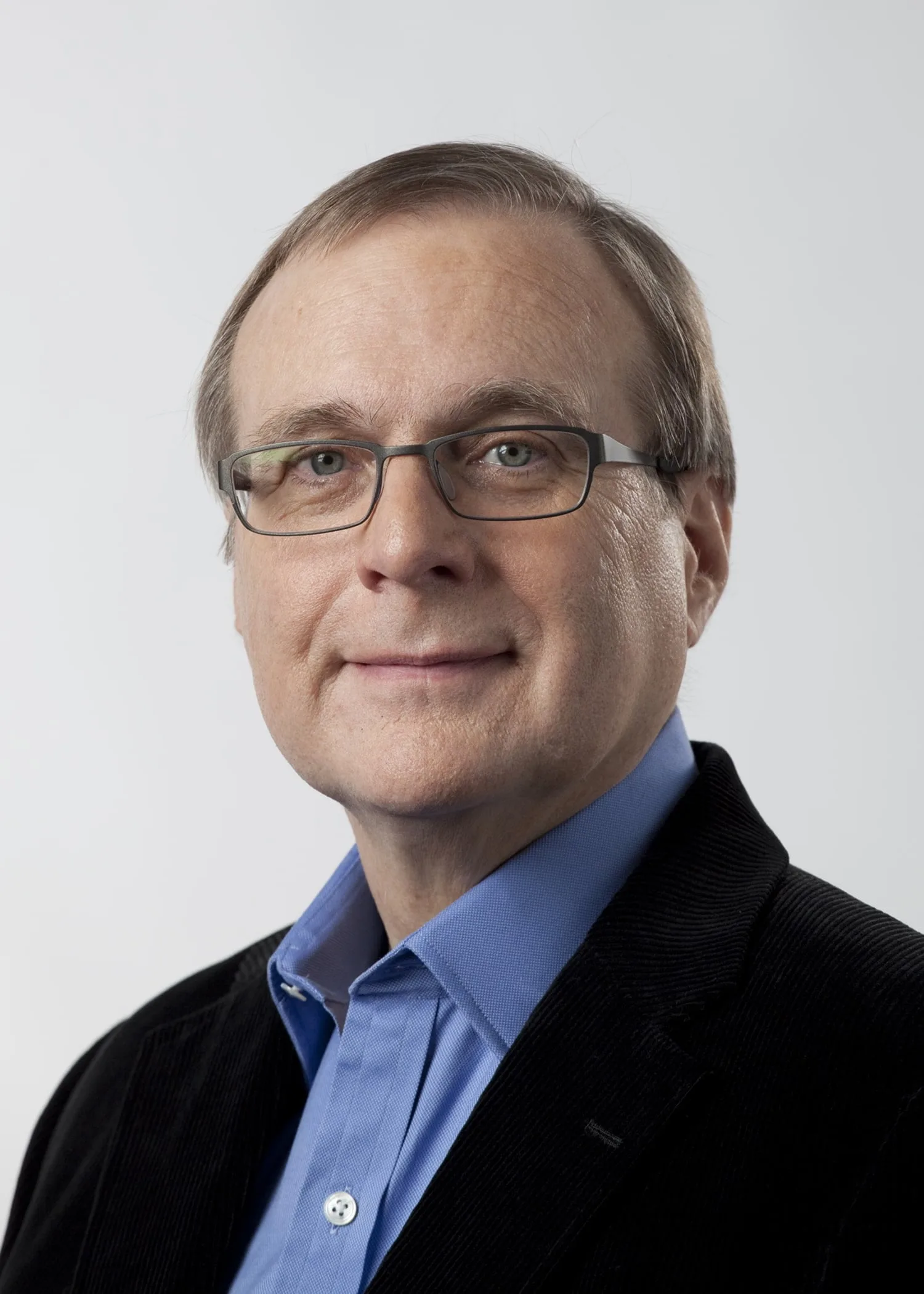 Paulallen Paul Allen, co-fundador de Microsoft, lidera a los inversionistas que piden abandonar Xbox y Bing.