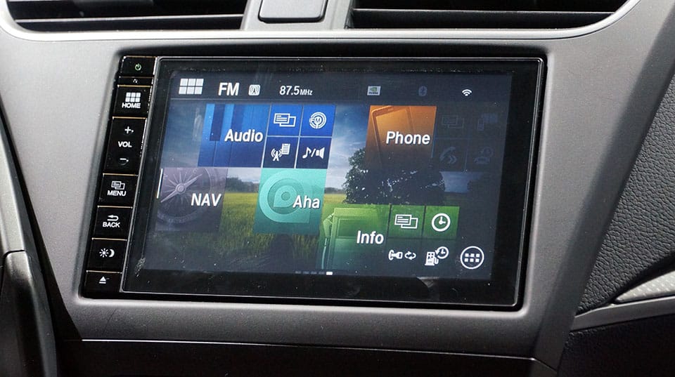 Honda Connect permitirá integrar los software inteligentes en los automóviles particulares.