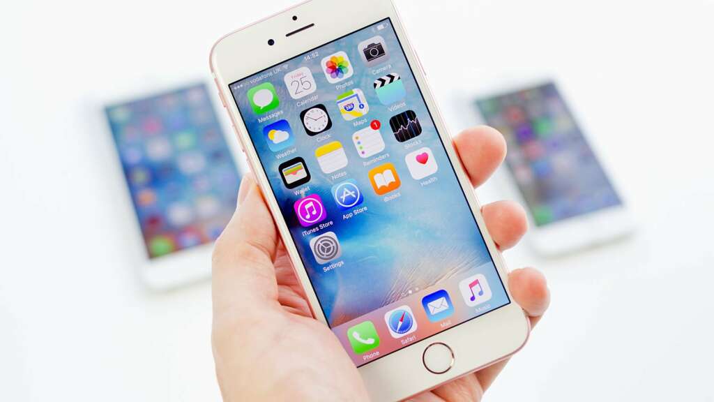 Apple lanzarí­a un iPhone barato de $400 USD al inicio del 2020.