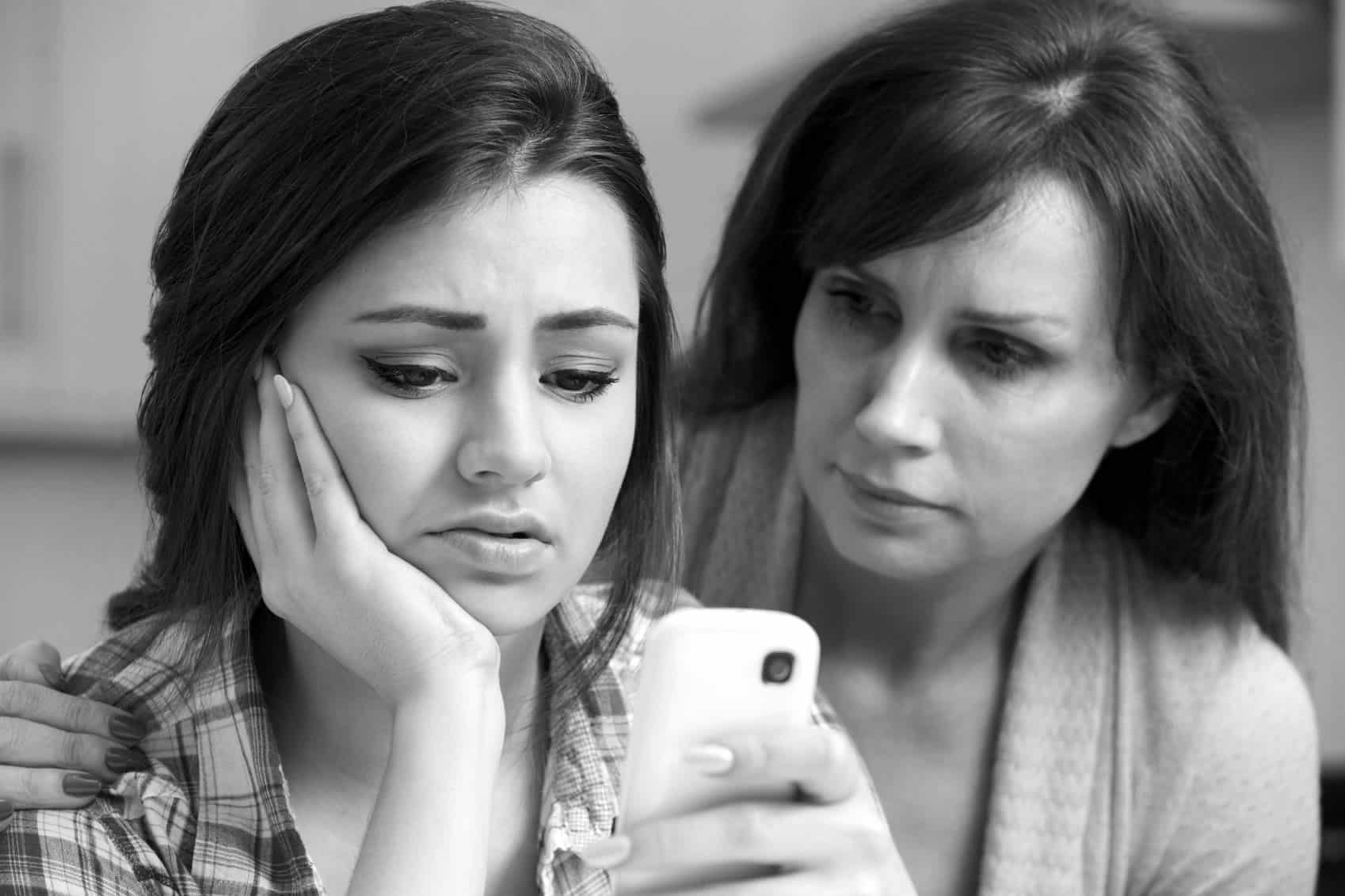 Cyberbullying: La comunicación es la base fundamental para controlar los hostigamientos.
