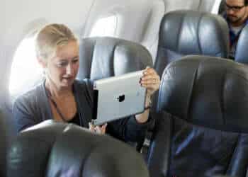 Dispositivos electrónicos: La posibilidad de subir un falso iPad explosivo serí­a la clave en todo esto.