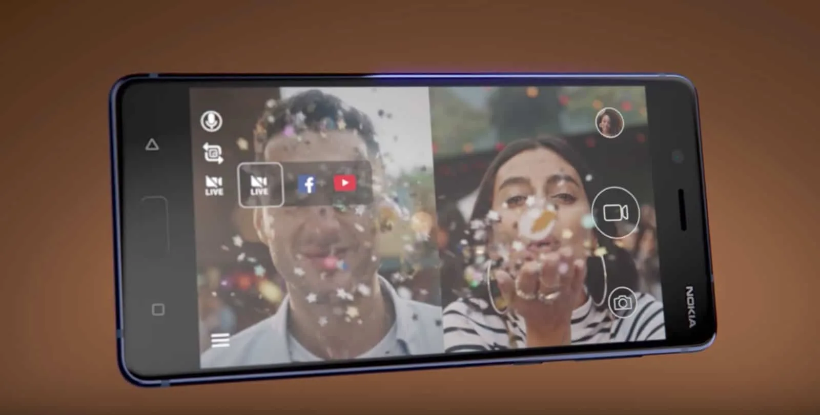 Bothie Nokia Horizontal Bothie divide la pantalla en dos y muestra lo que ven ambas cámaras.