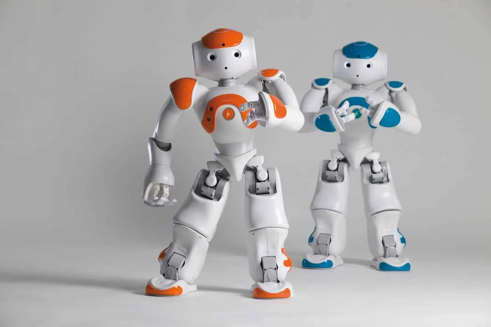 NAO es el robot utilizado para las terapias de niños con autismo.
