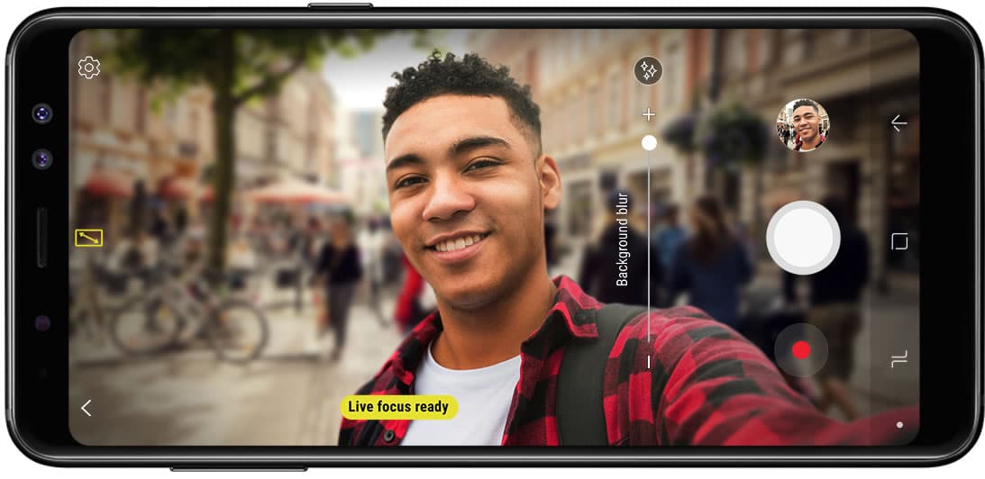 Galaxy A Selfie Desenfocada Con espionaje de Huawei incluido, Samsung lanzó su Galaxy A8 en Chile
