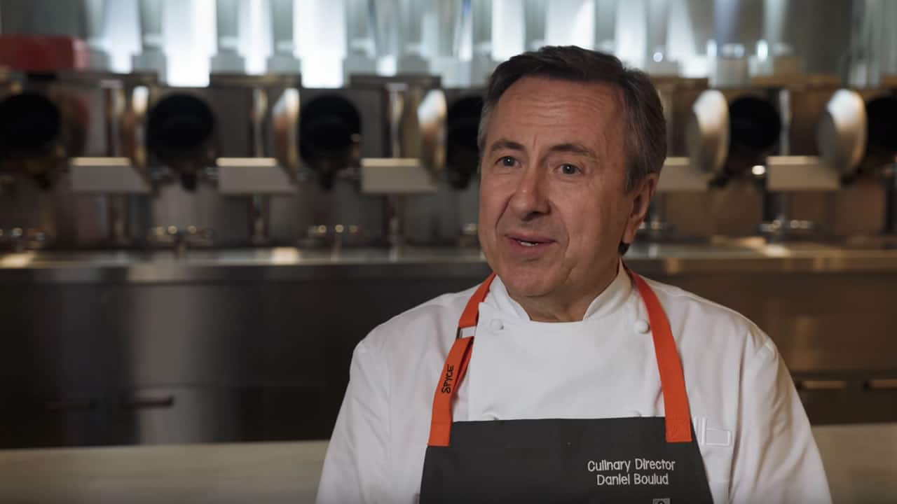 Daniel Boulud Chef Este es el primer restaurante con cocina robótica que prepara comidas complejas