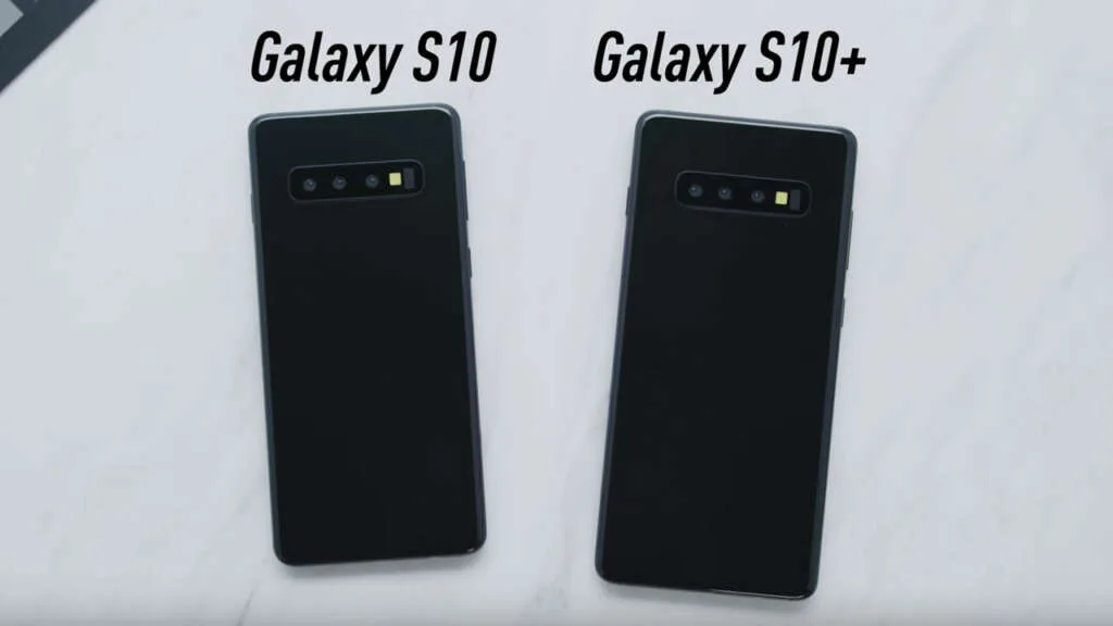 Dummy Galaxy S Back Youtuber filtró el aspecto del Galaxy S10 con un "dummy".
