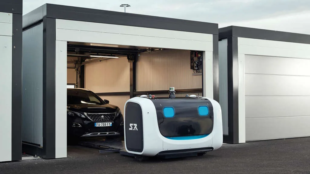 Stan Robot Aeropuerto "Stan", el robot que estaciona automóviles, ya opera en aeropuertos.