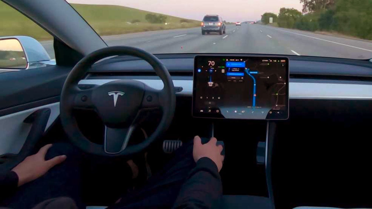 Autosteer Autopilot Tesla - seguridad de Autopilot, Autosteer