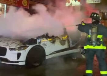 Waymo Incendiado San Francisco