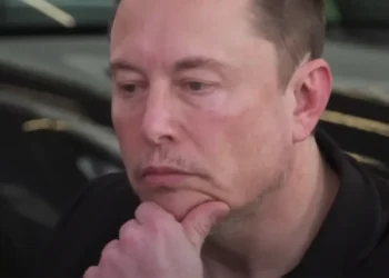 Elon Musk Molesto Entrevista Don Lemon - Elon Musk