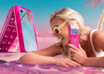 Barbie Phone Hmd