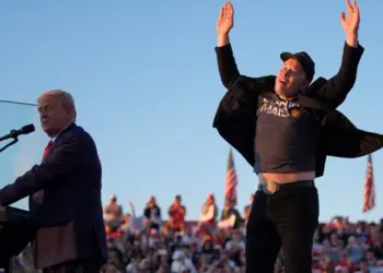 Elon Musk Doge Donald Trump - DOGE