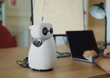 Hugging Face Reachy Mini Robot - Reachy Mini