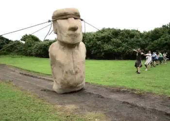 Moai Caminante - Moái