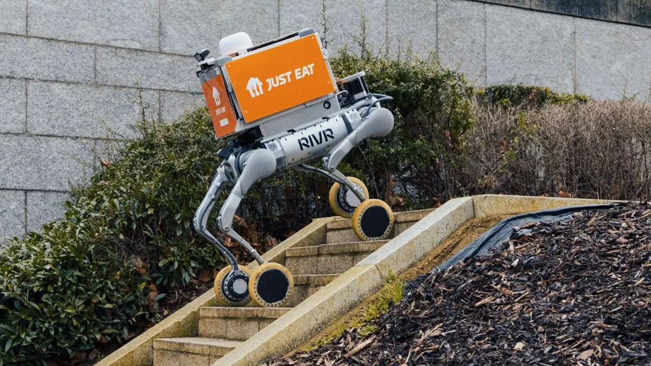 Rivr Robot