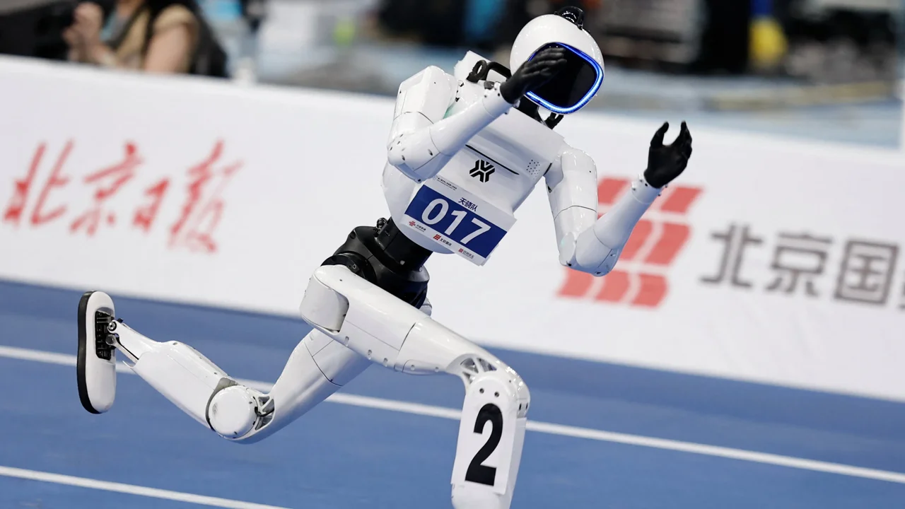 Robot Tiangong Ultra