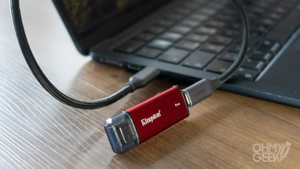 Kingston Dual Portable SSD 03
